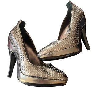 Burberry Pewter Patent Leather Platform Stiletto Heels 8